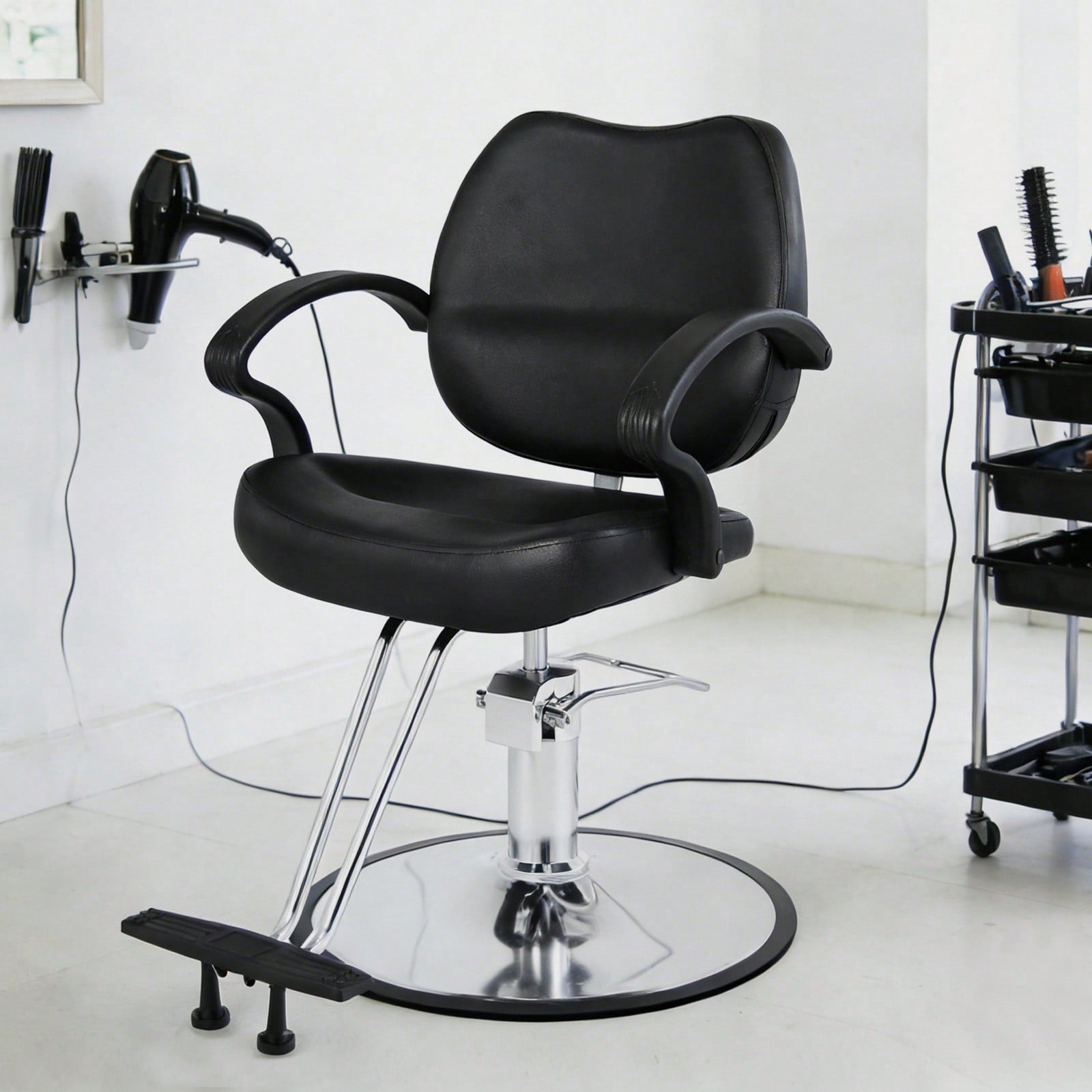 Classic salon chair